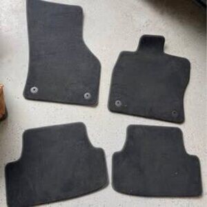2015-2019 VW Golf SportWagen Floor Mats Brand new